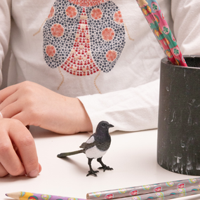 Figurine Pie Papo en PVC, thème oiseaux, Collection Animaux des jardins, jouet éducatif idéal pour enfants et collectionneurs